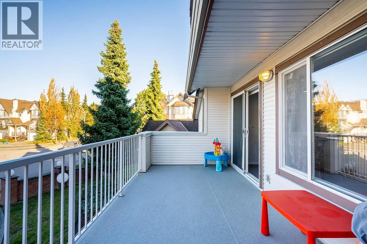 9 22728 NORTON COURT