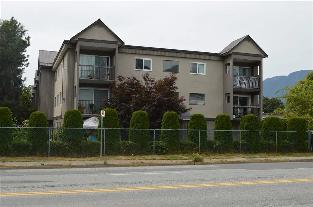 137 1783 AGASSIZ-ROSEDALE HIGHWAY NO 9 HIGHWAY|Agassiz