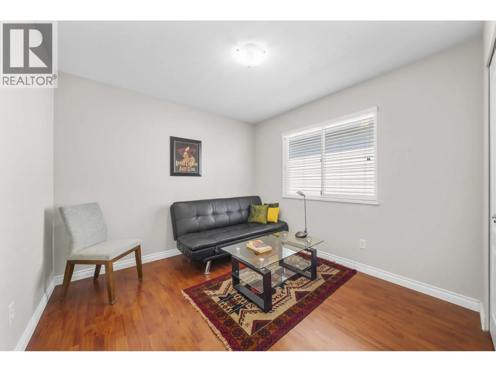 1220 YANGTZE PLACE