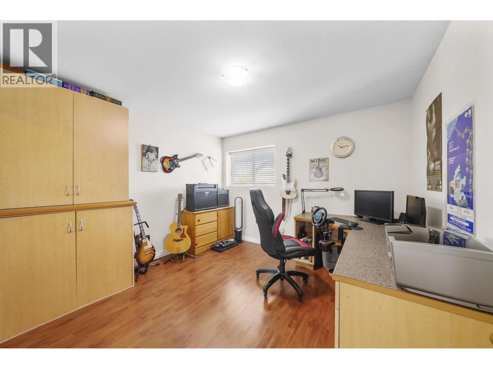 1220 YANGTZE PLACE