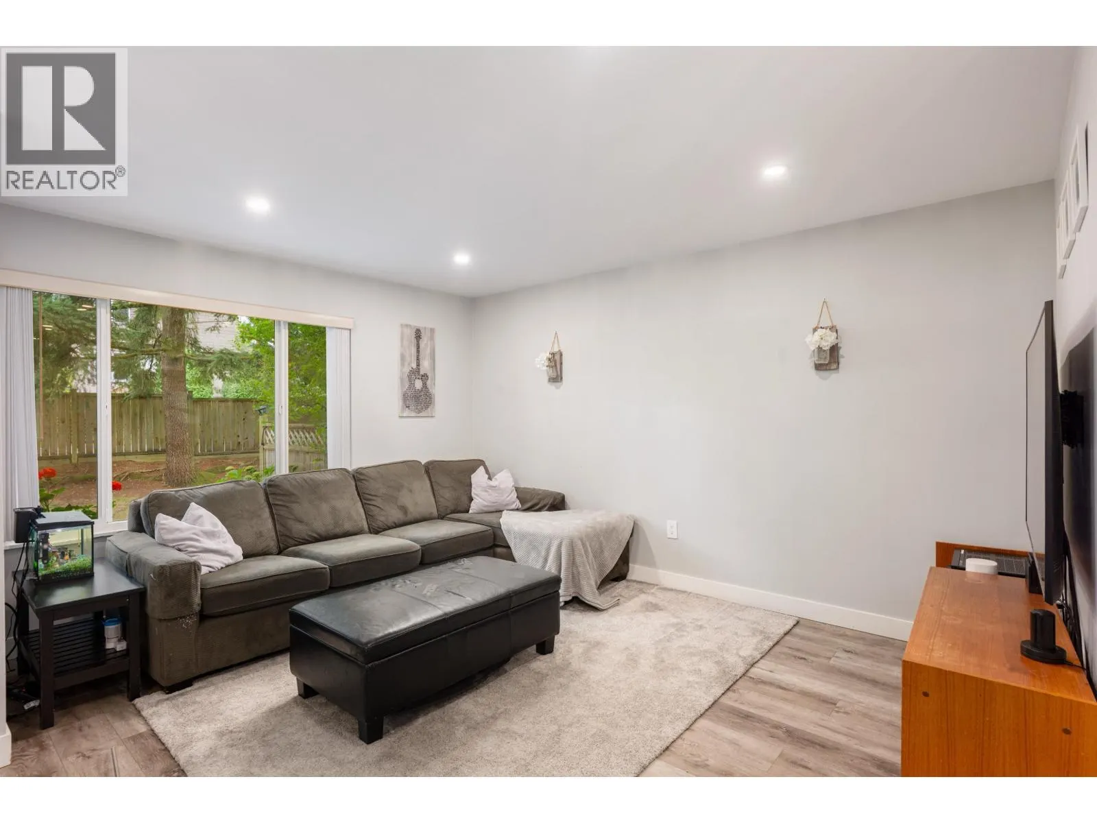505 CARLSEN PLACE