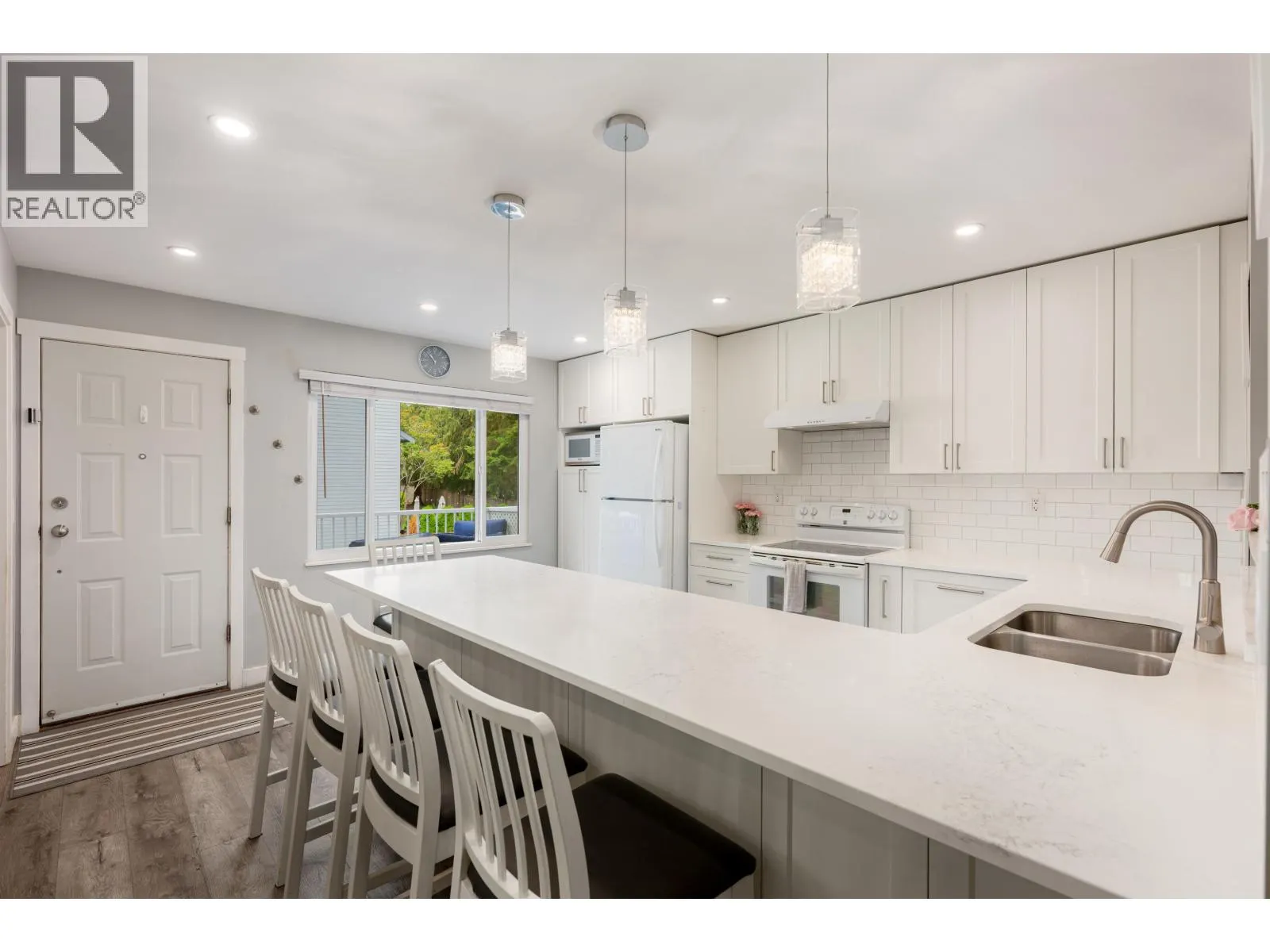 505 CARLSEN PLACE