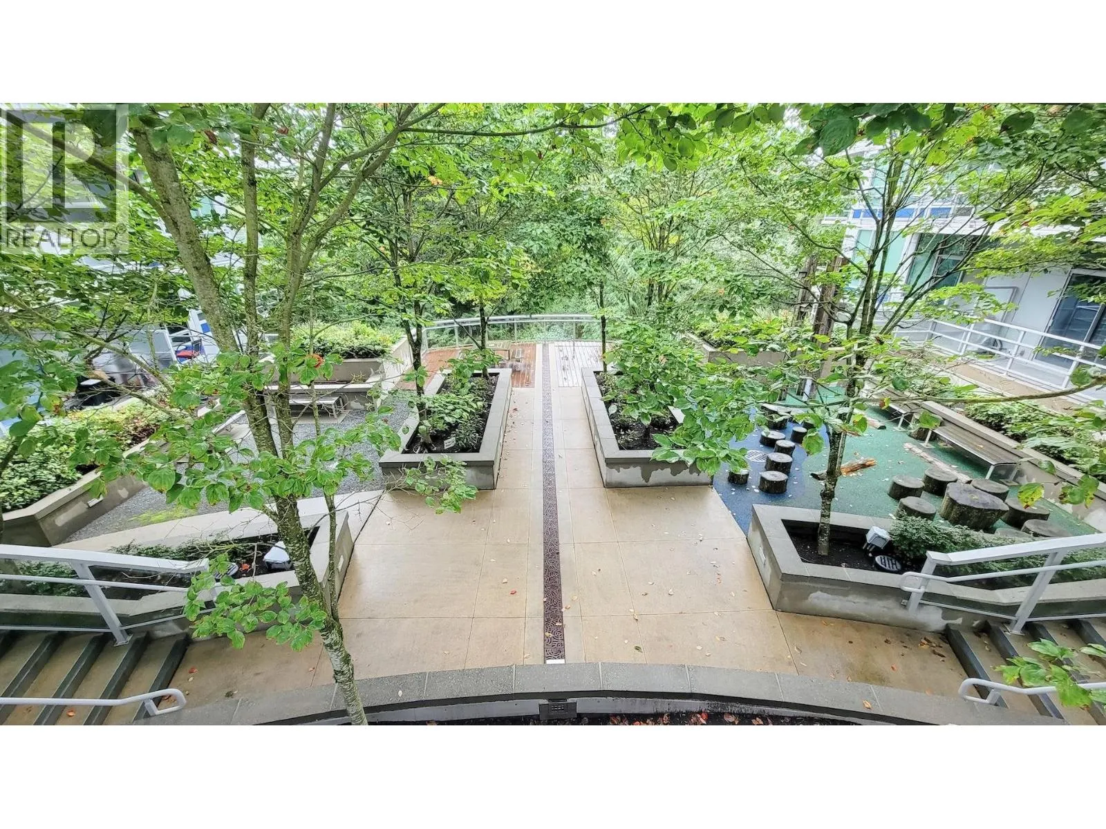 706 9080 UNIVERSITY CRESCENT