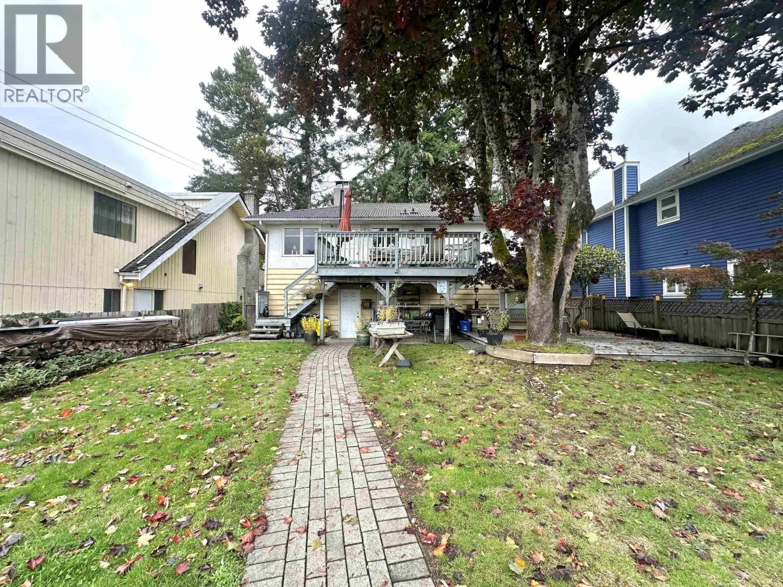 313 E 13TH STREET