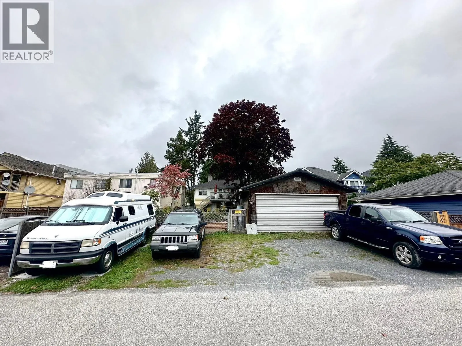 313 E 13TH STREET