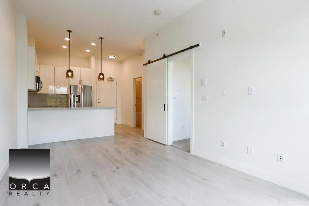 611 5504 BRYDON CRESCENT