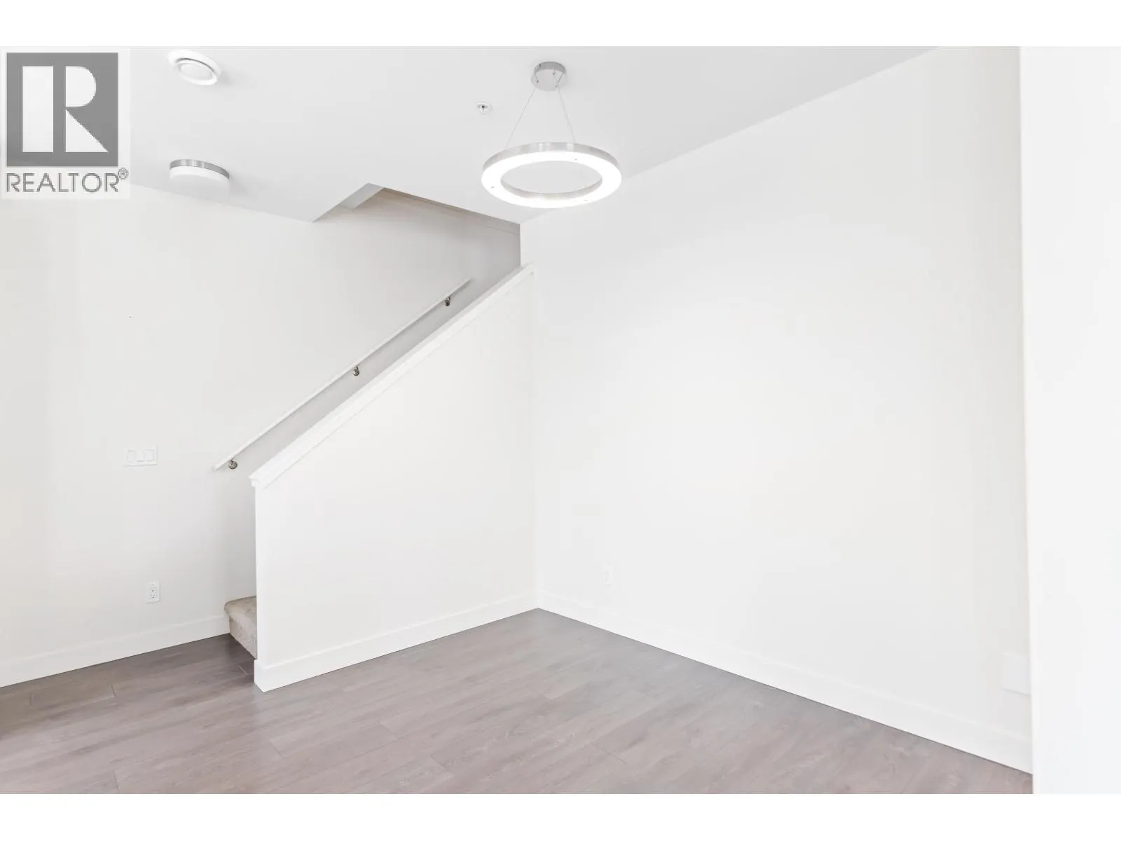 144 11305 240 STREET