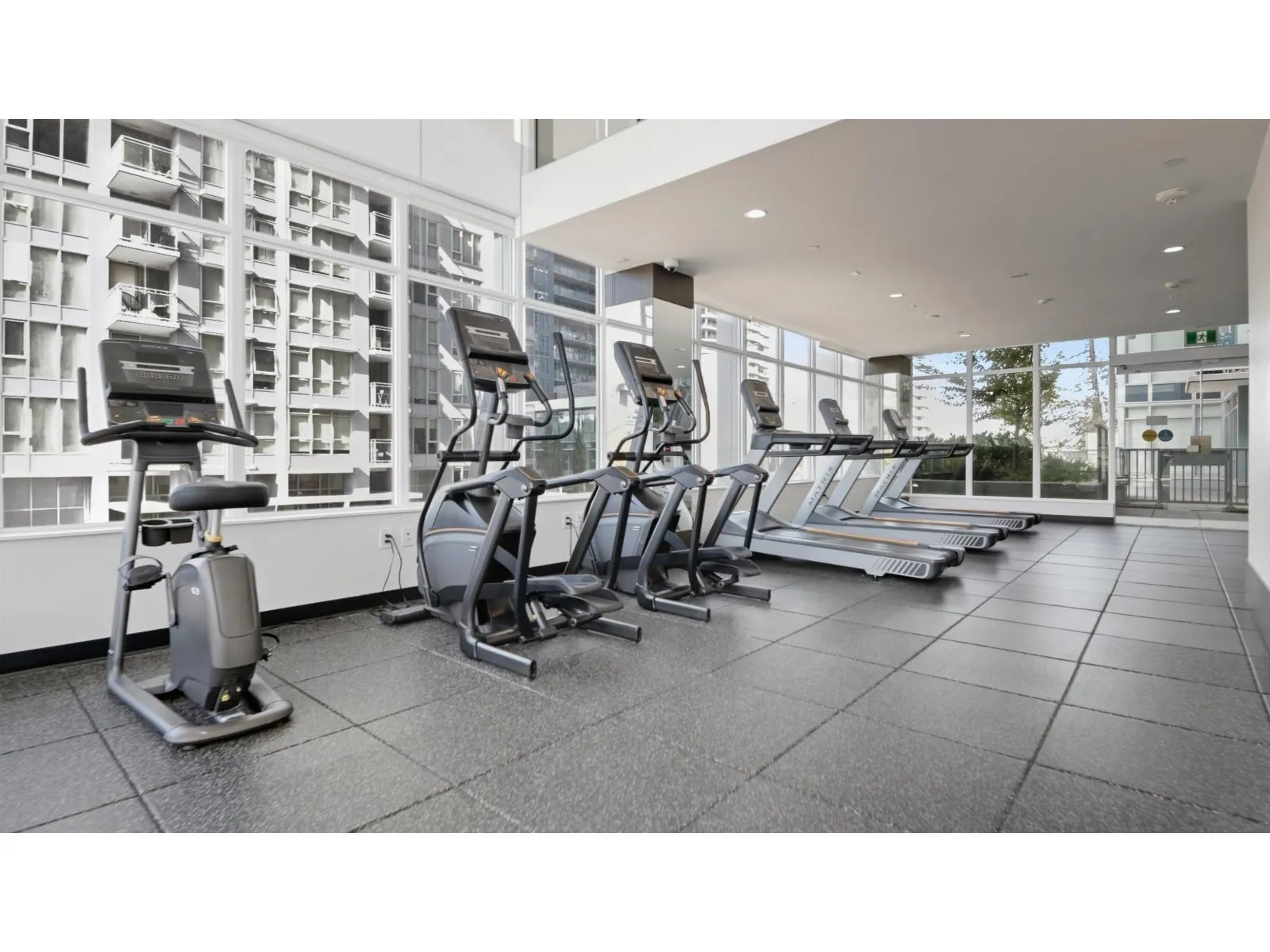 1114 13350 CENTRAL AVENUE