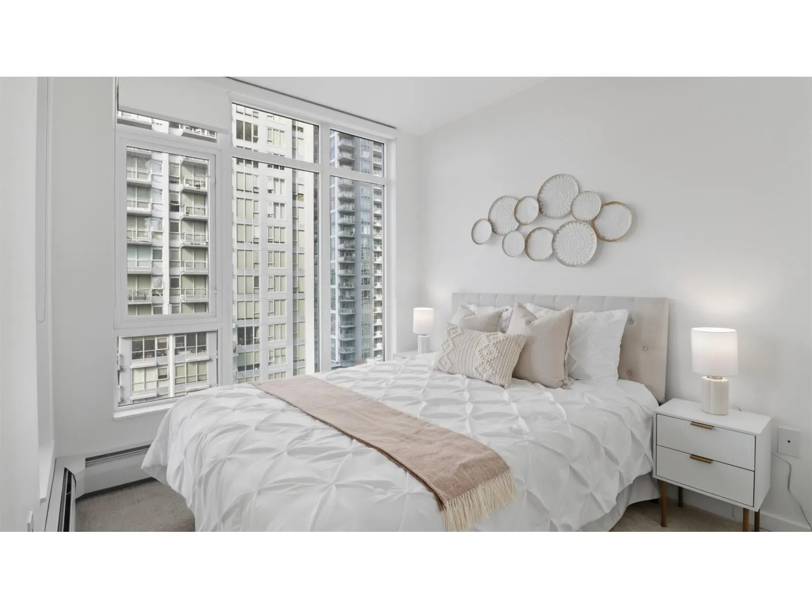 1114 13350 CENTRAL AVENUE