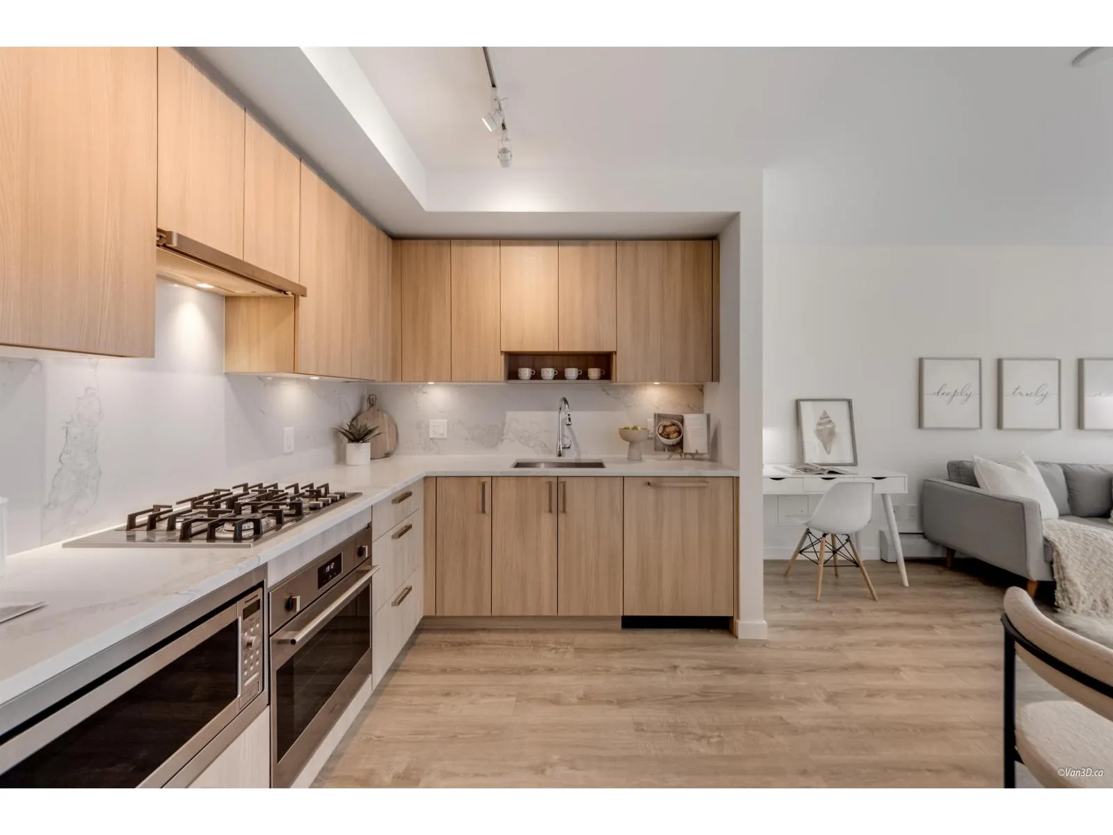 1114 13350 CENTRAL AVENUE