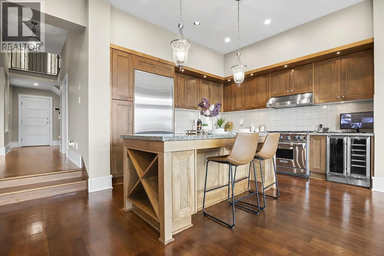 2546 MARR CREEK COURT