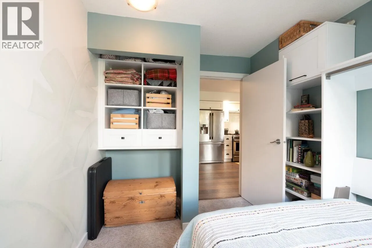 308 683 W VICTORIA PARK