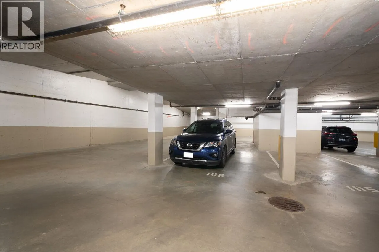 308 683 W VICTORIA PARK