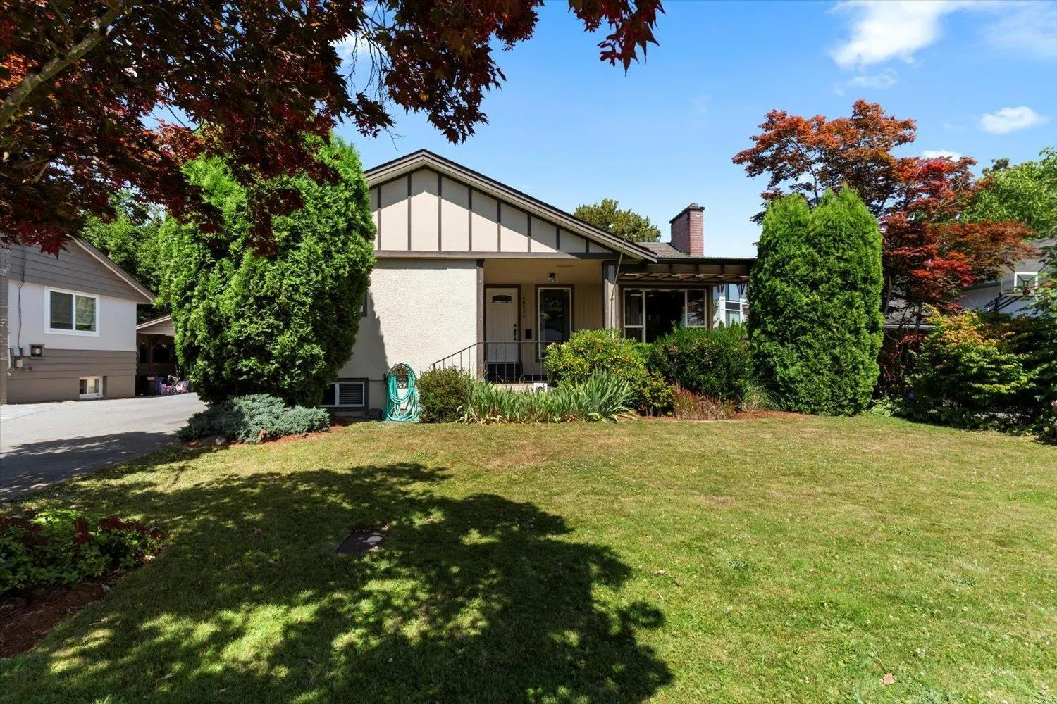 46535 CLAYTON AVENUE|Chilliwack Proper East