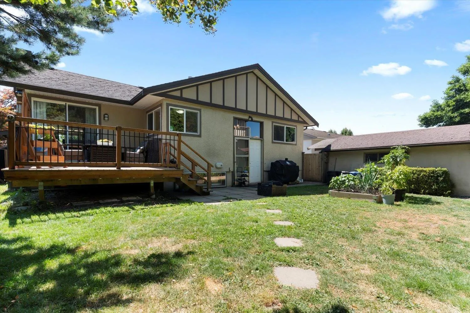 46535 CLAYTON AVENUE|Chilliwack Proper East