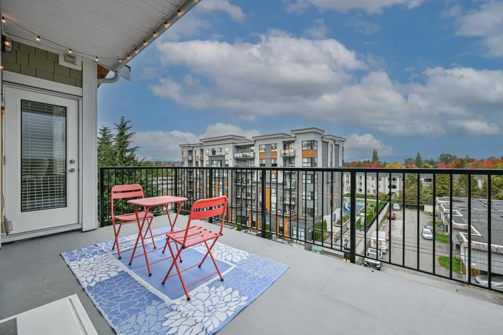 503 20696 EASTLEIGH CRESCENT