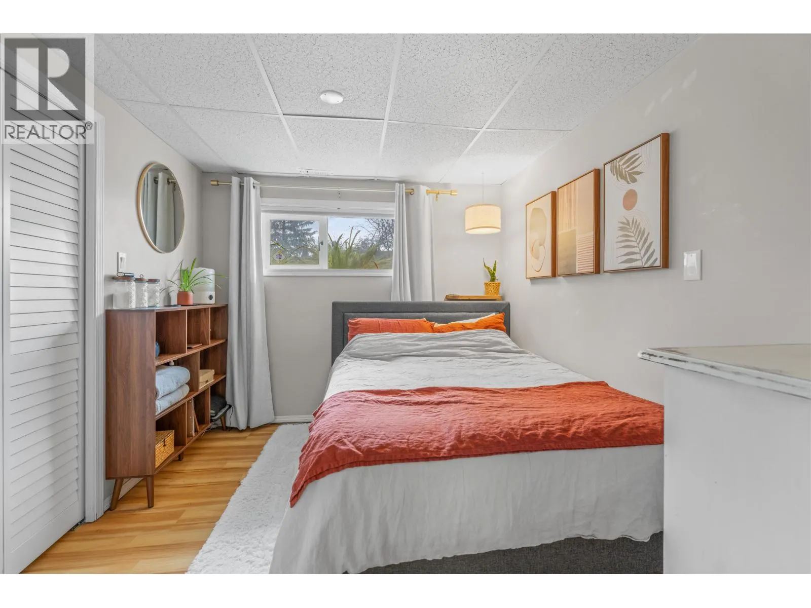 218 EXPLORER CRESCENT