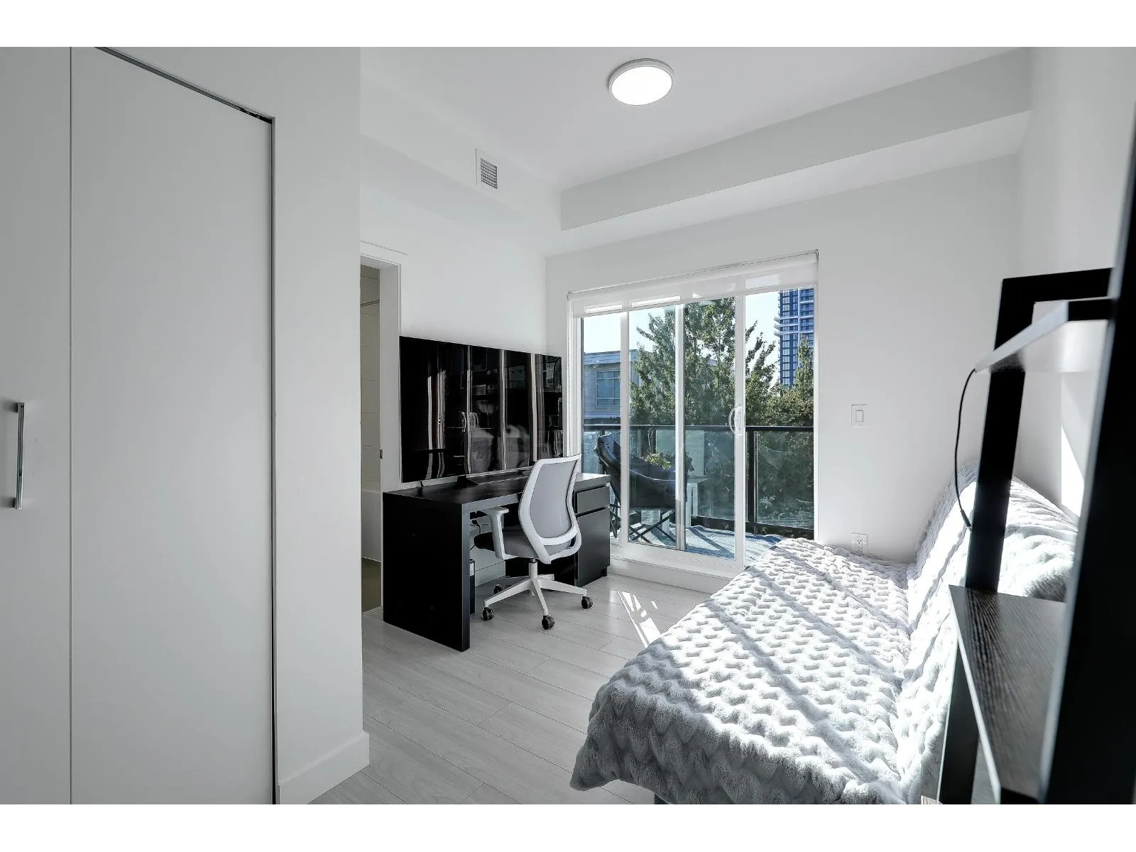 309 10777 138 STREET