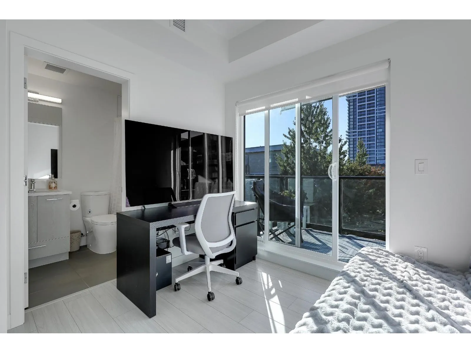 309 10777 138 STREET