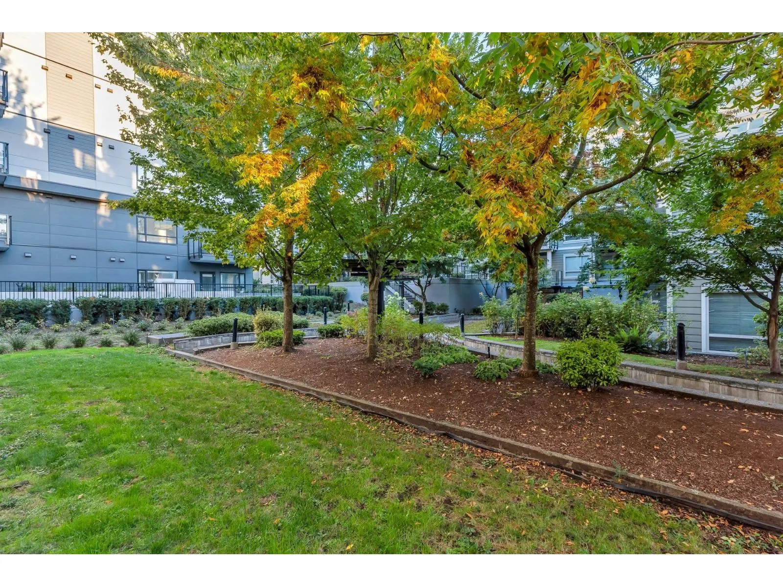 221 13768 108 AVENUE