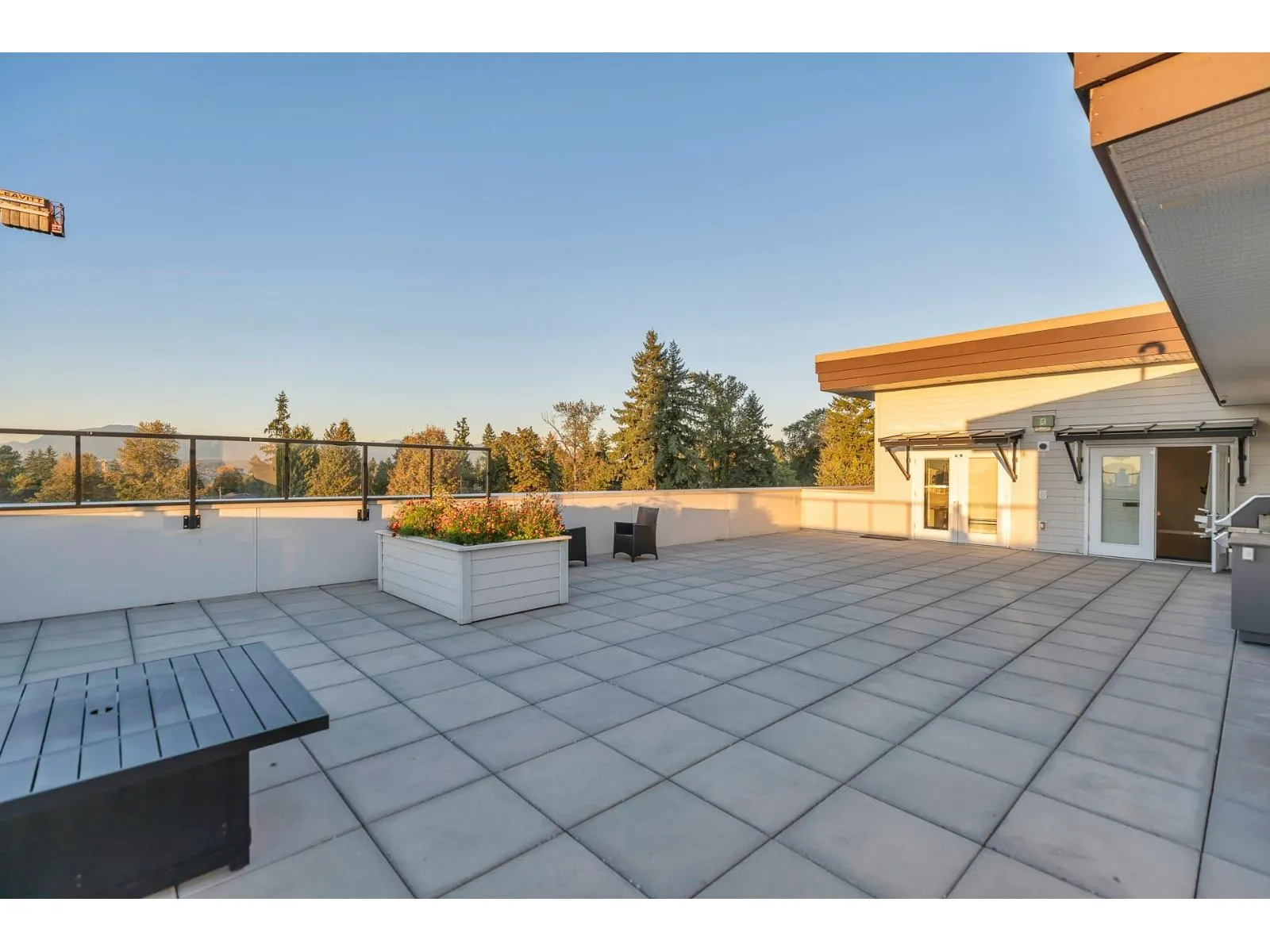 221 13768 108 AVENUE