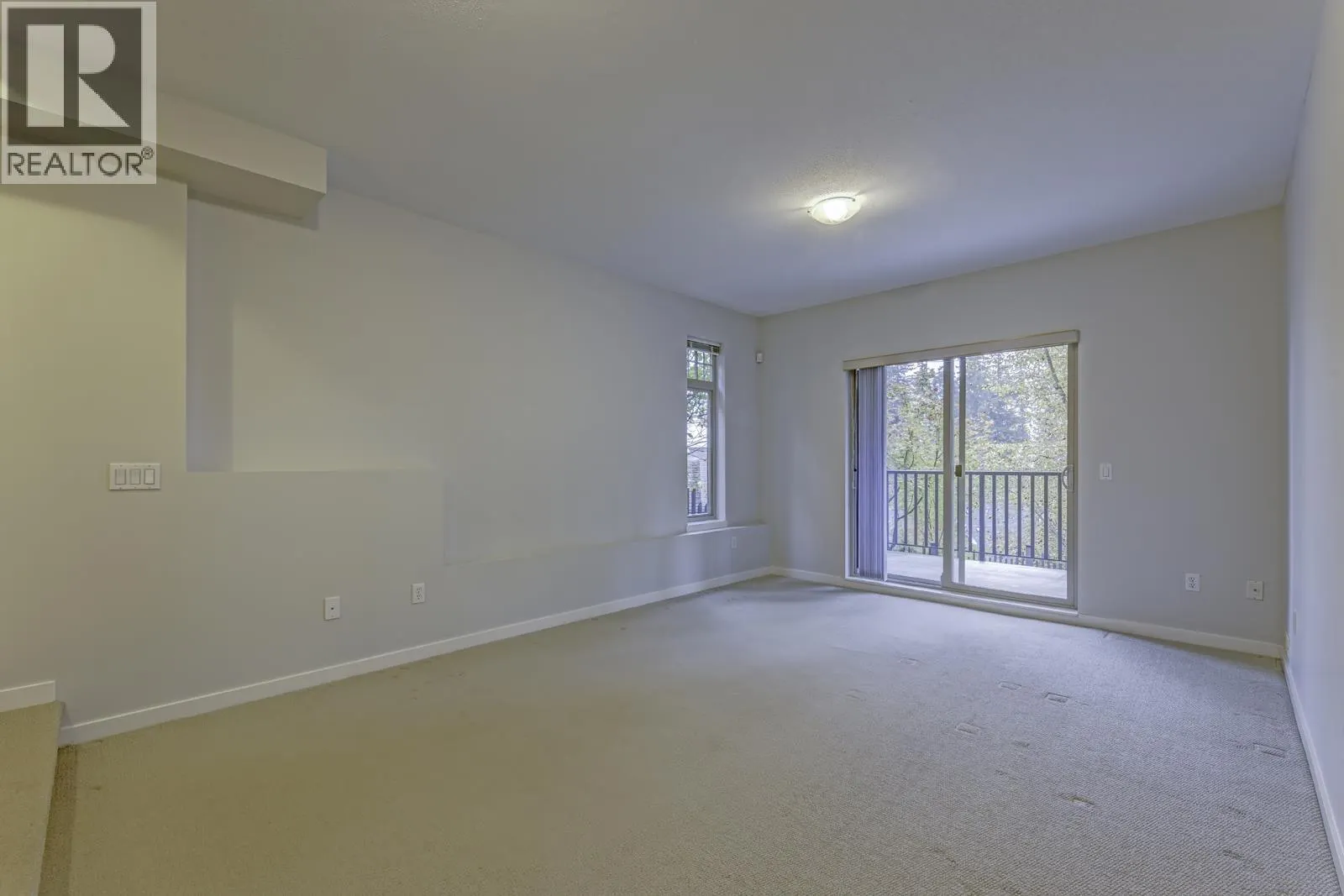 29 55 HAWTHORN DRIVE