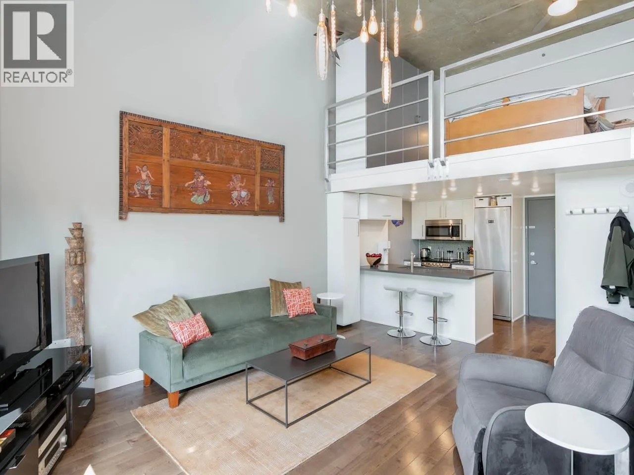 714 22 E CORDOVA STREET