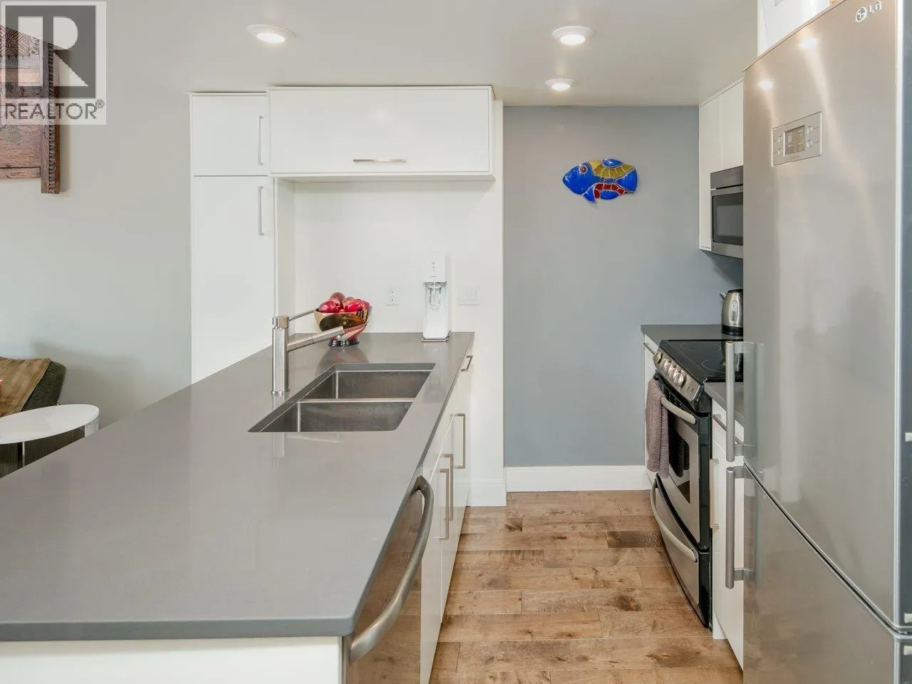714 22 E CORDOVA STREET