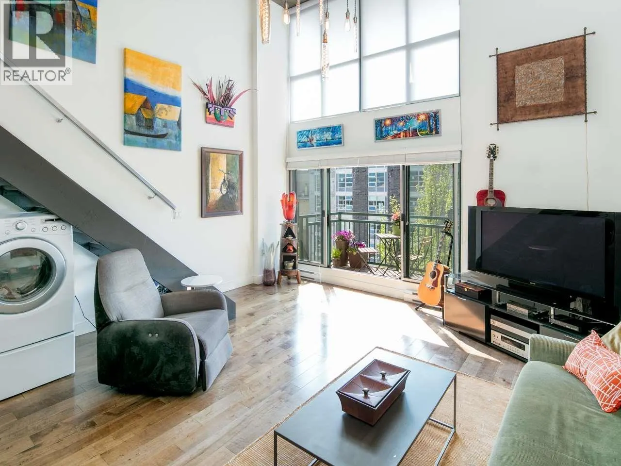 714 22 E CORDOVA STREET