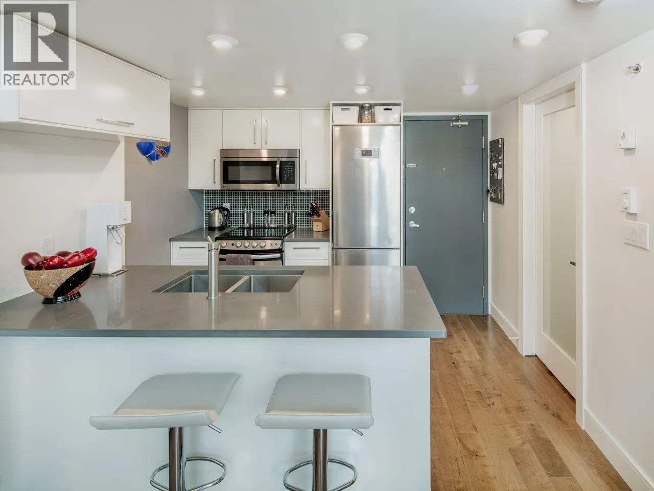 714 22 E CORDOVA STREET