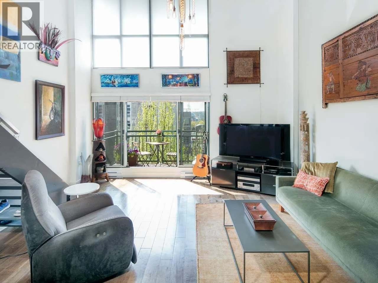 714 22 E CORDOVA STREET