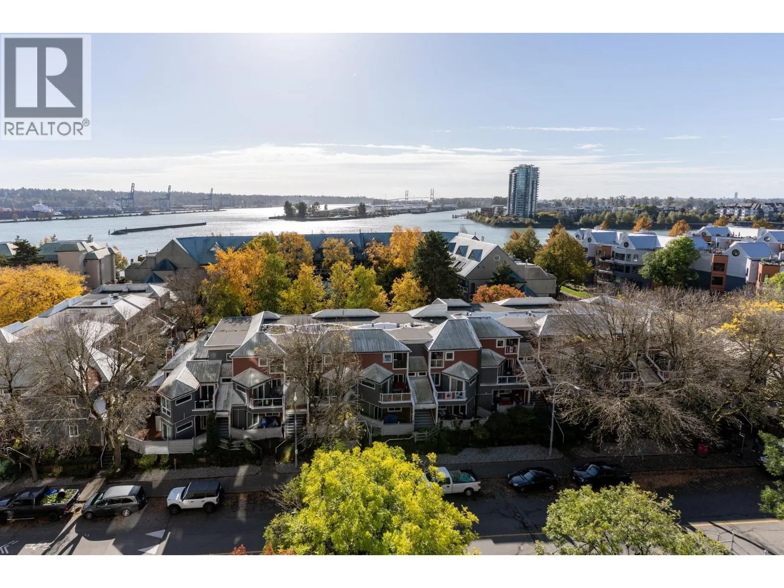 905 1065 QUAYSIDE DRIVE