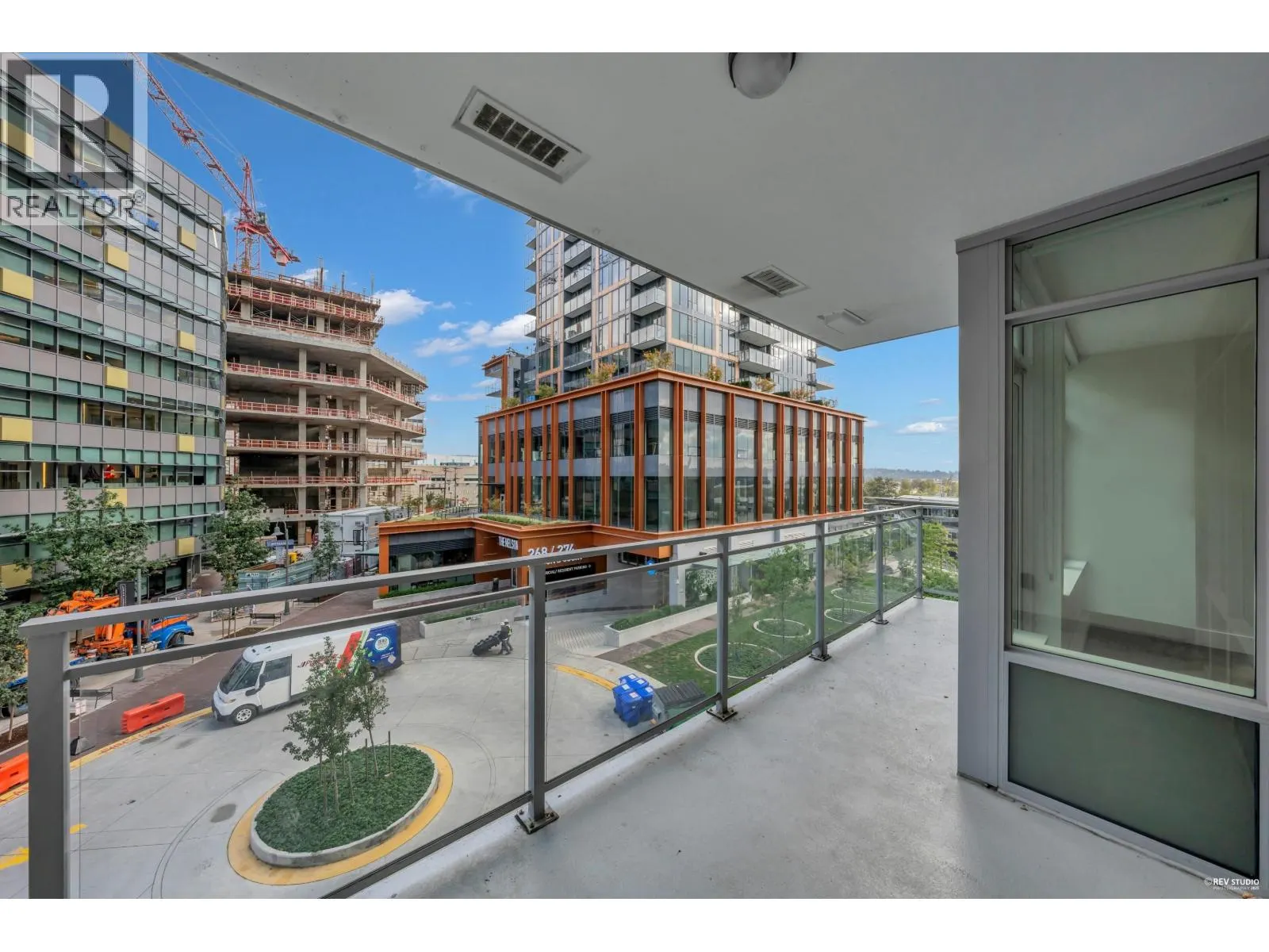 406 258 NELSON'S COURT