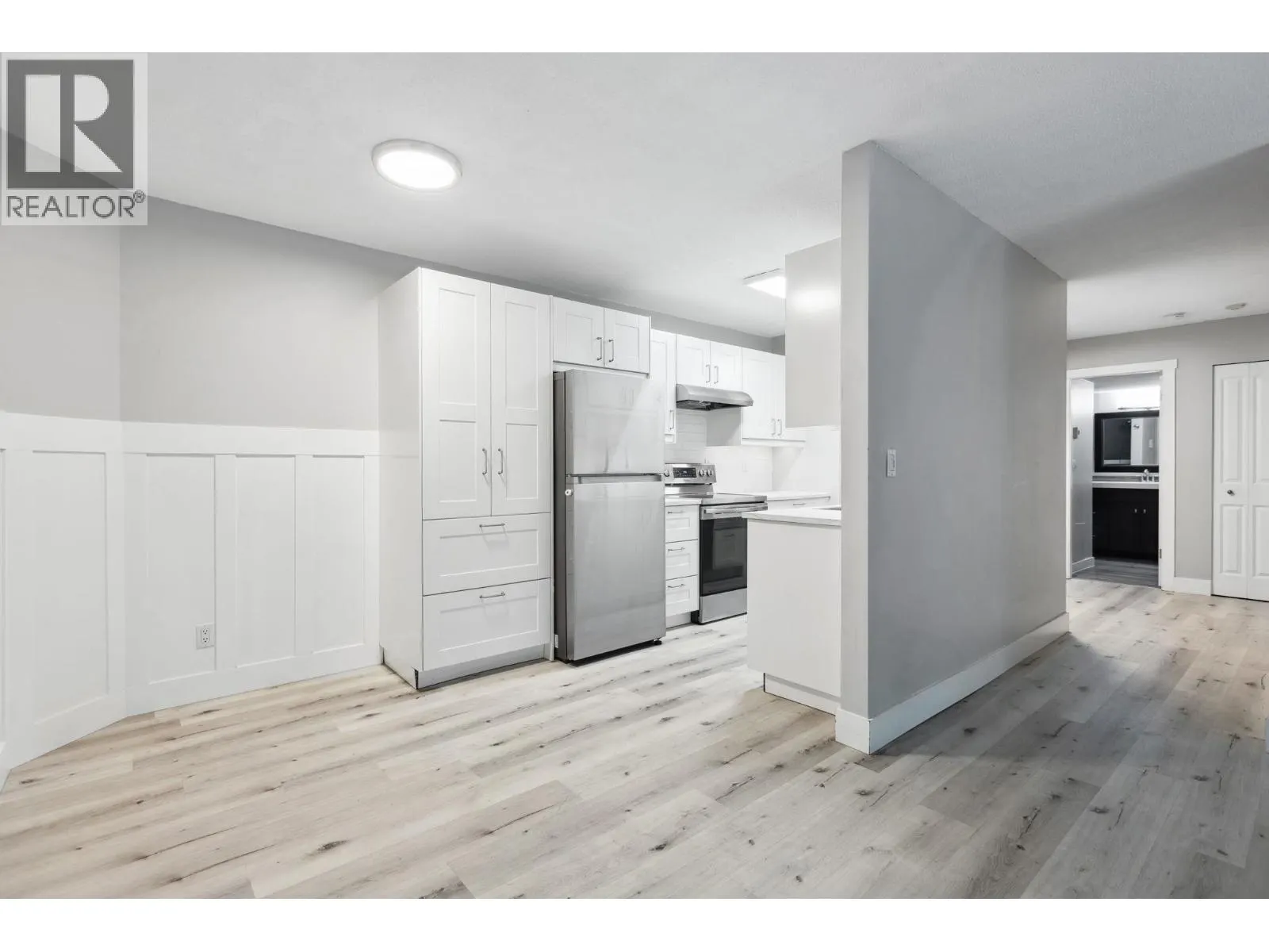 110 4926 48 AVENUE