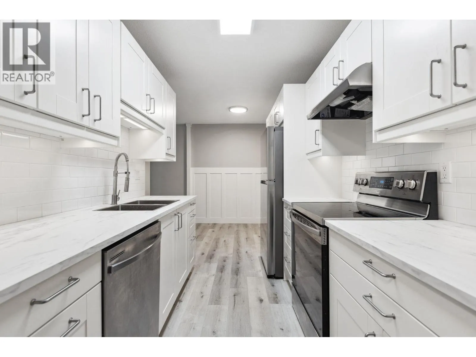 110 4926 48 AVENUE