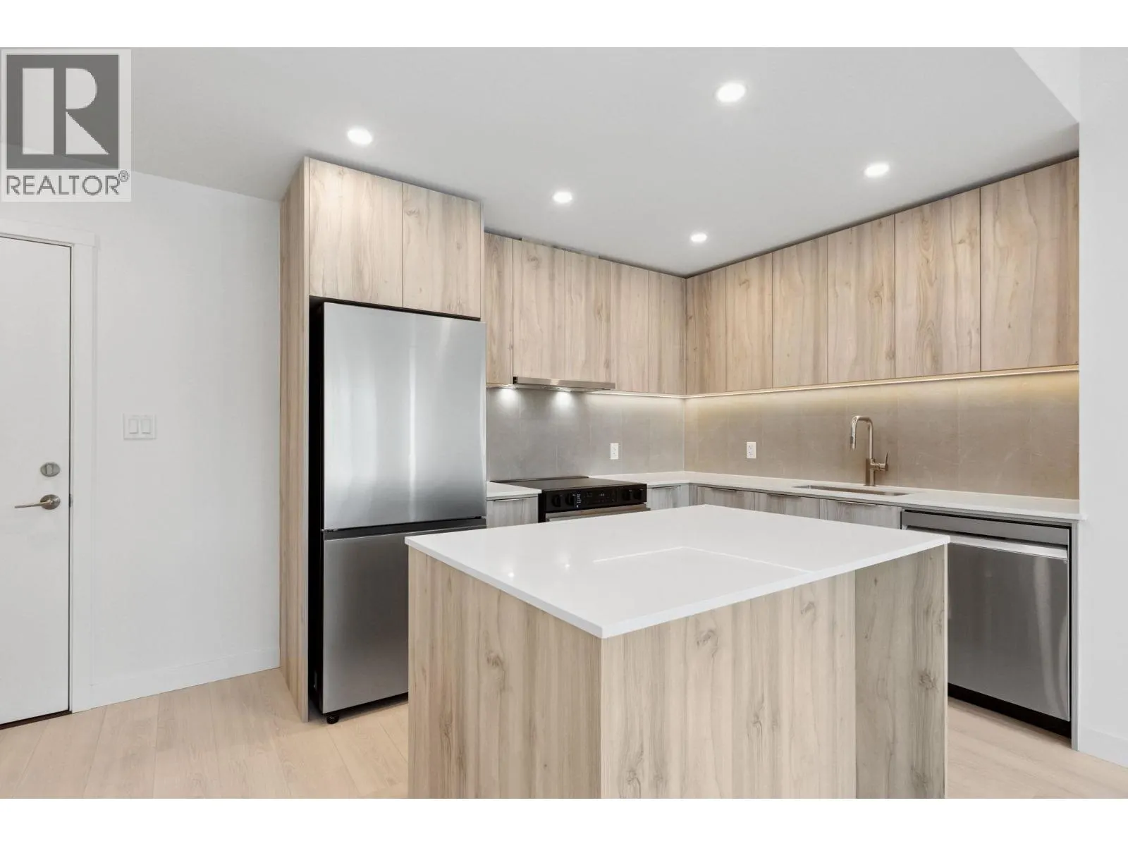 PH617 3596 MALSUM DRIVE