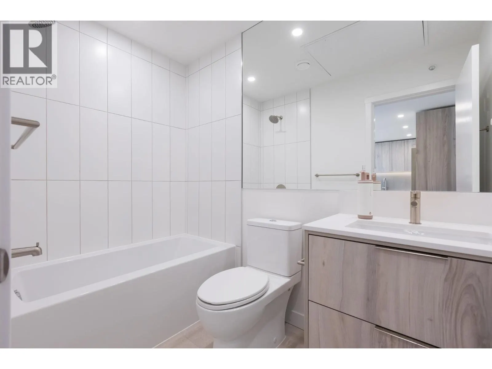 PH617 3596 MALSUM DRIVE
