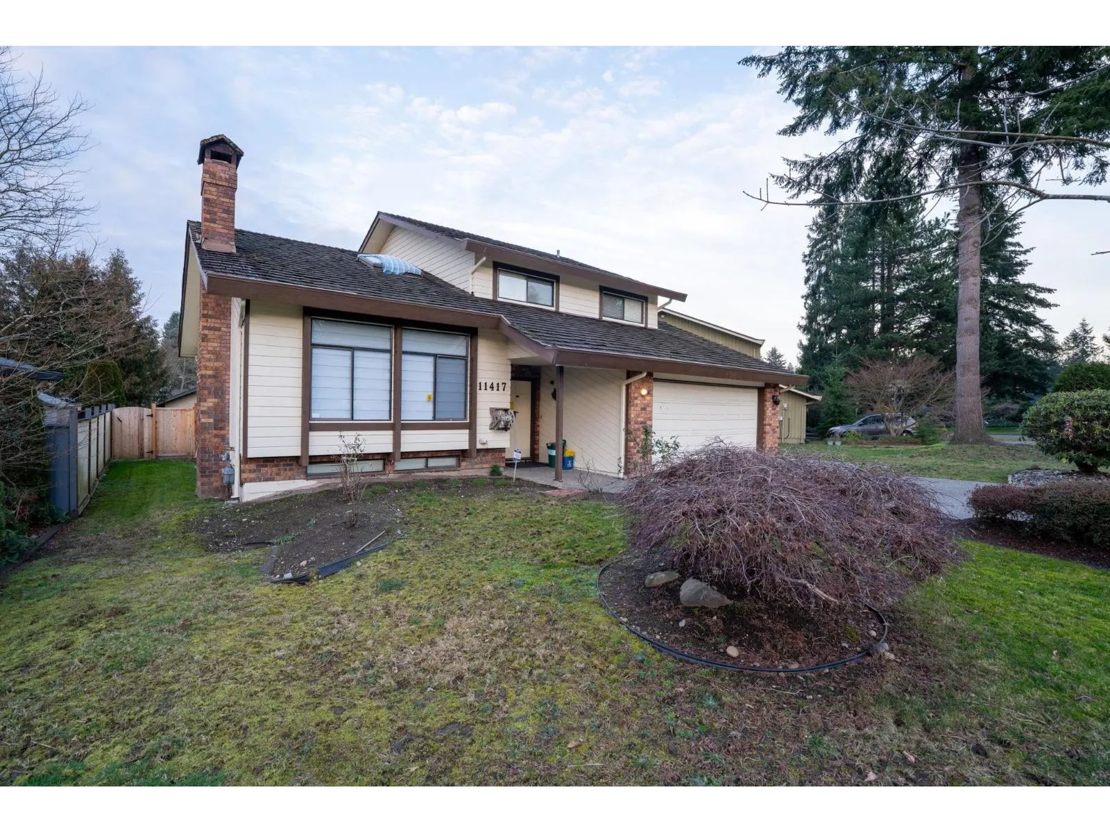 11417 SOMERSET CRESCENT