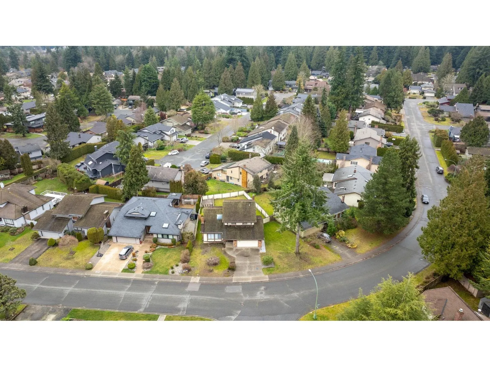 11417 SOMERSET CRESCENT