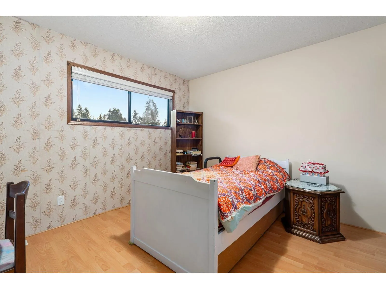 11417 SOMERSET CRESCENT