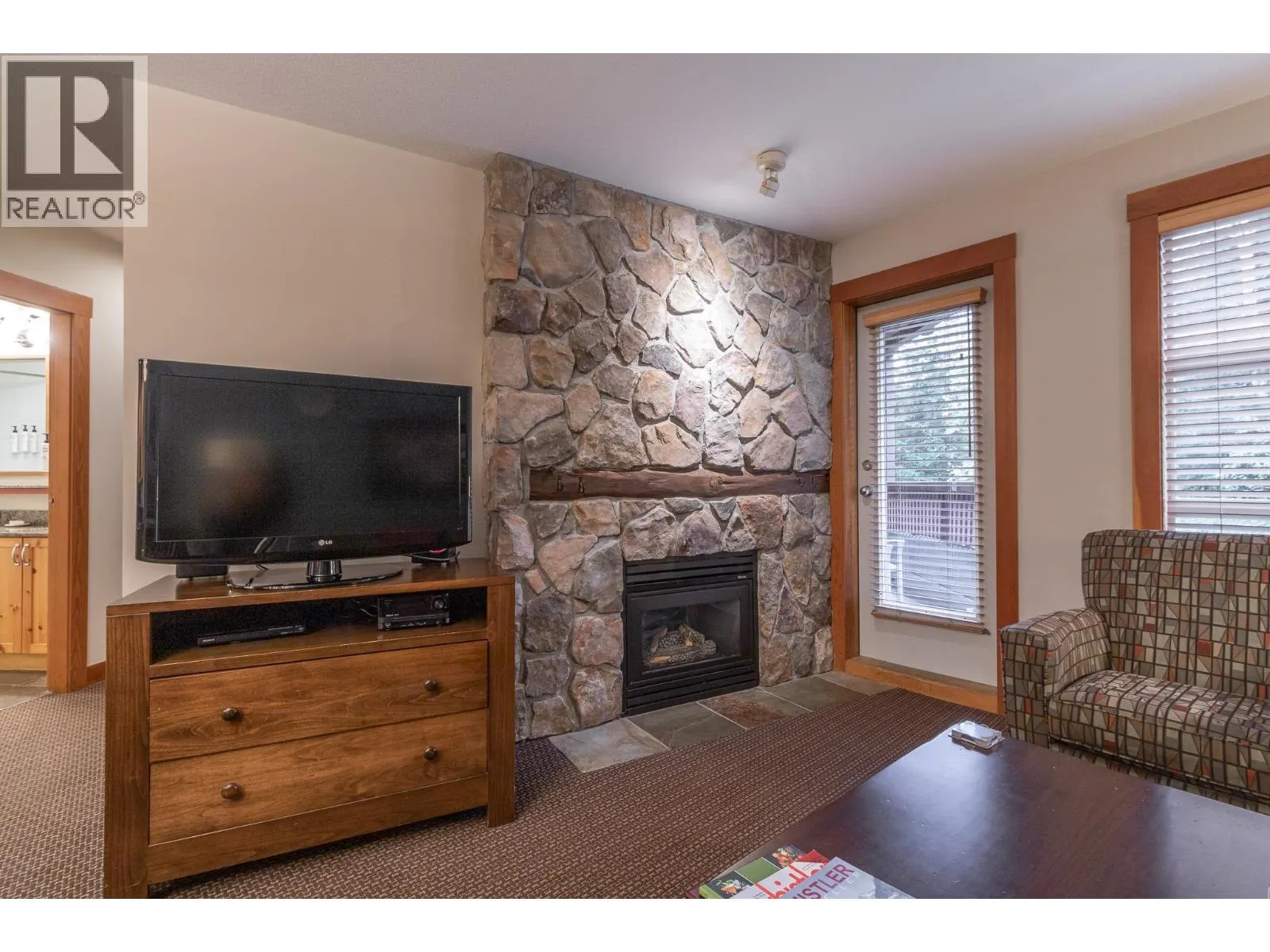 334B 2036 LONDON LANE