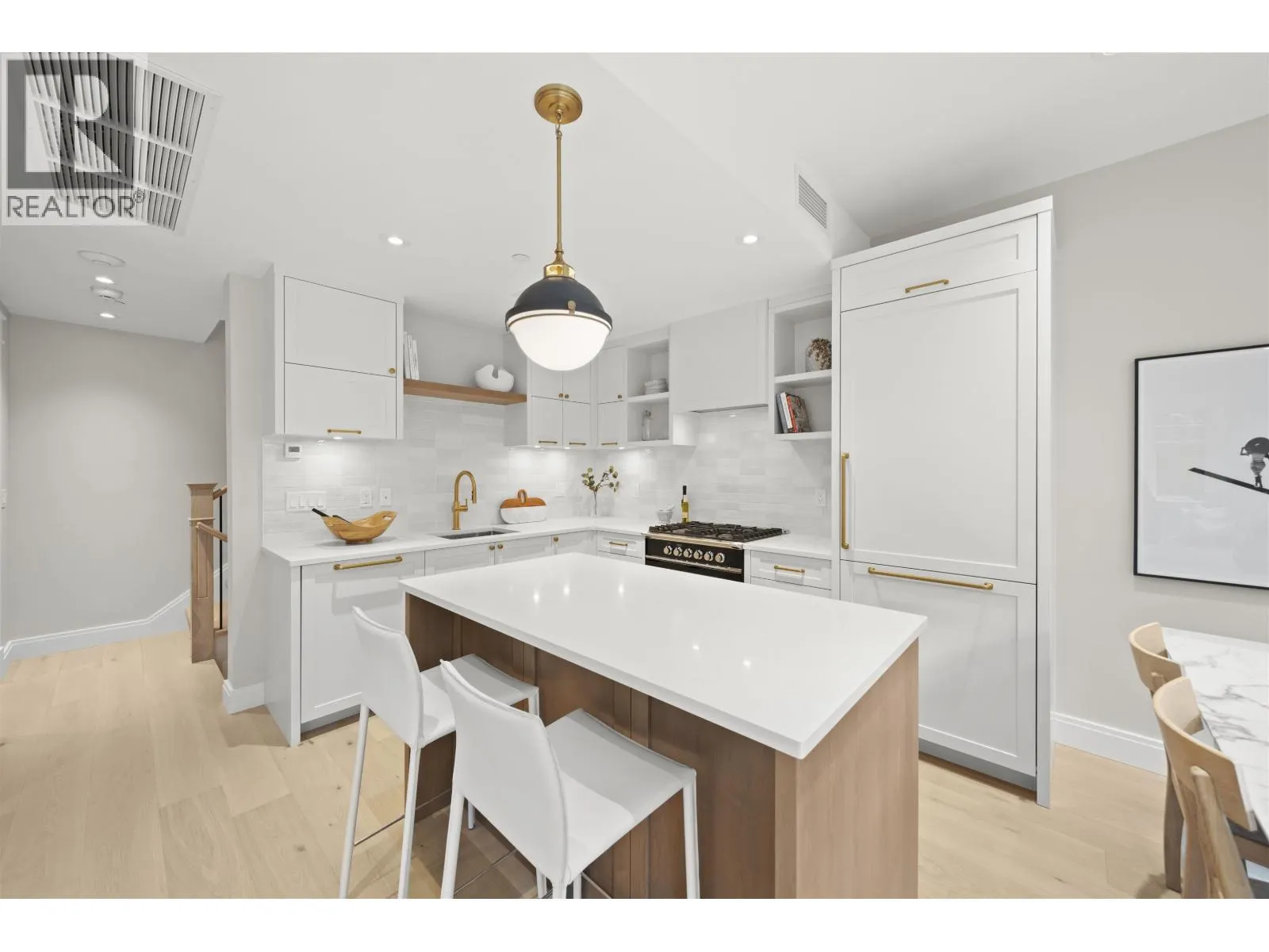 1458 W 45TH AVENUE