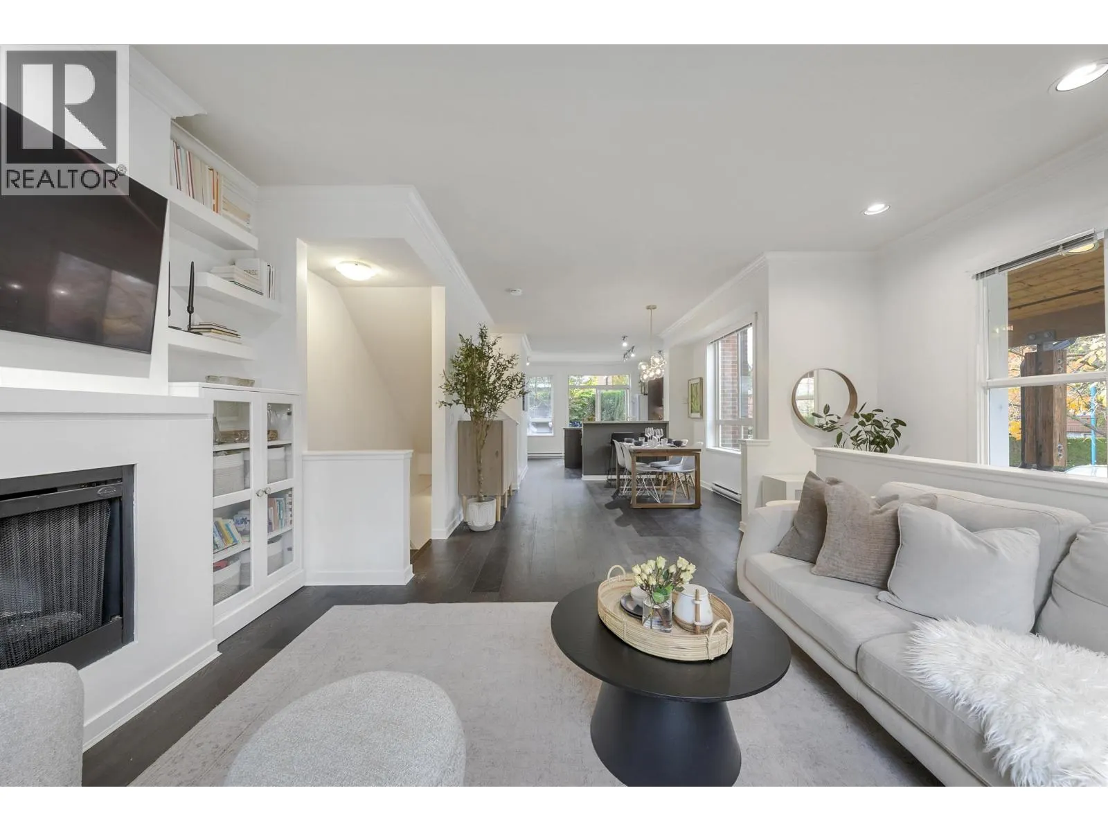 21 301 KLAHANIE DRIVE