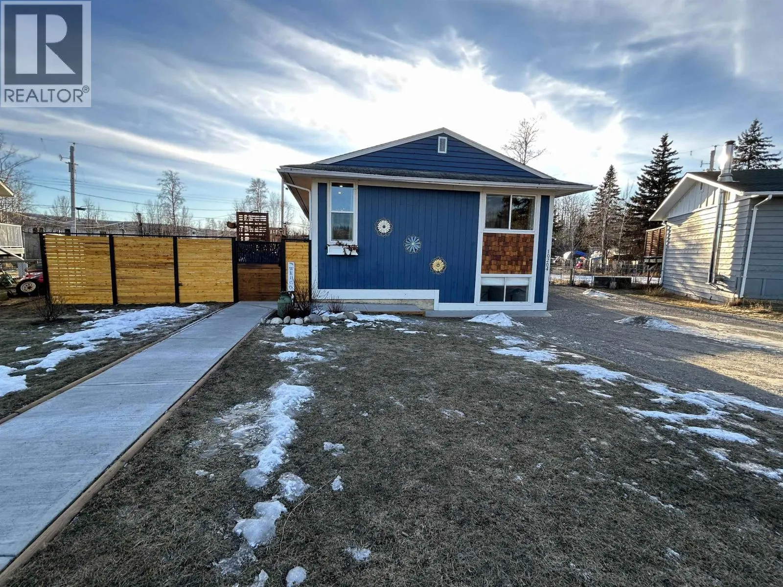 10204 TURNER CRESCENT