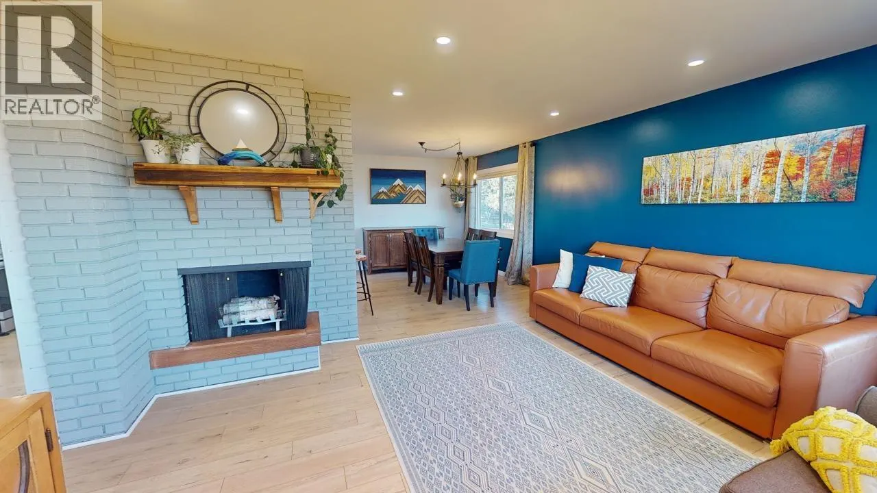10204 TURNER CRESCENT