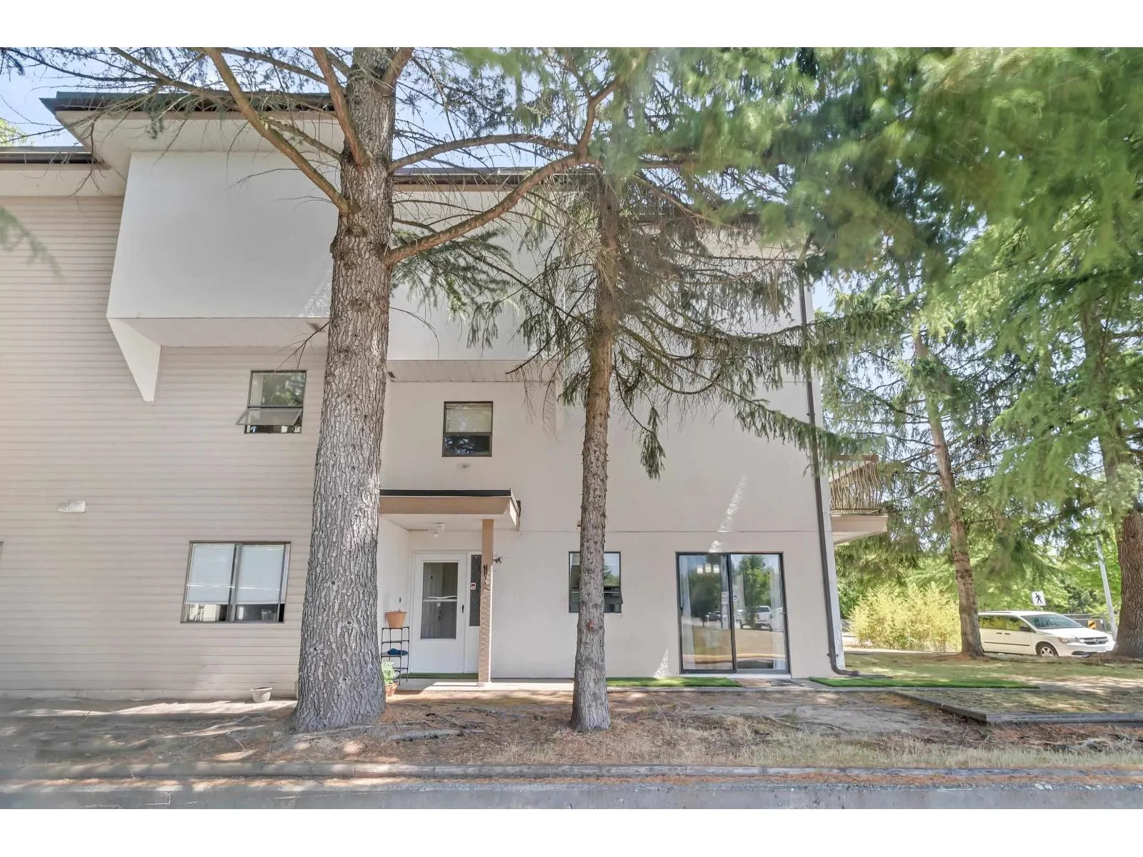 101 13291 70B AVENUE