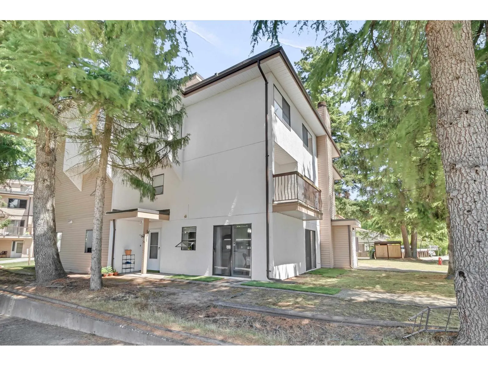 101 13291 70B AVENUE