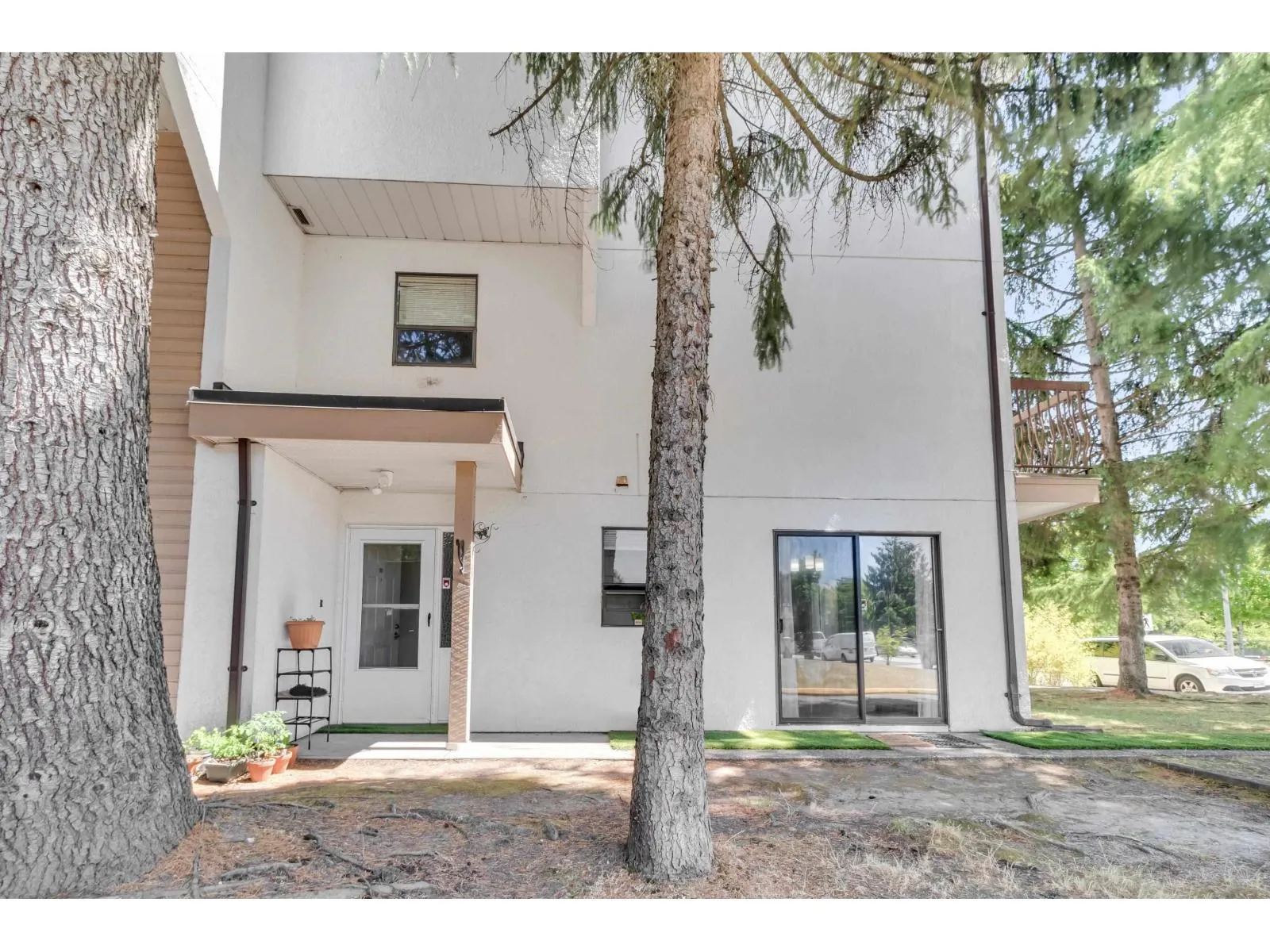 101 13291 70B AVENUE