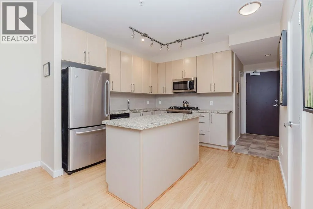 241 5160 DAVIS BAY ROAD