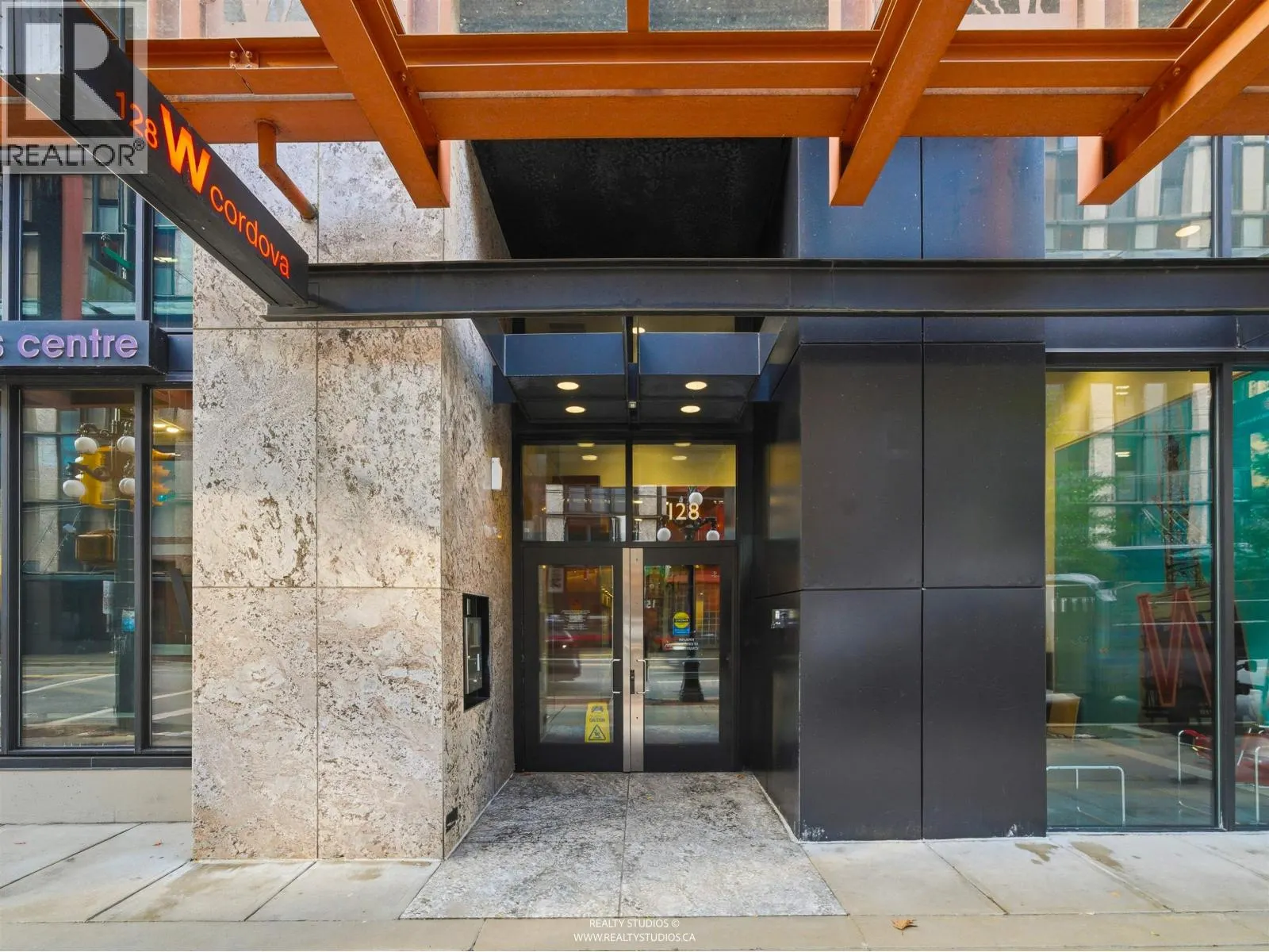 908 128 W CORDOVA STREET